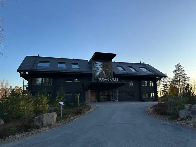 Naava Chalet 402 Penthouse